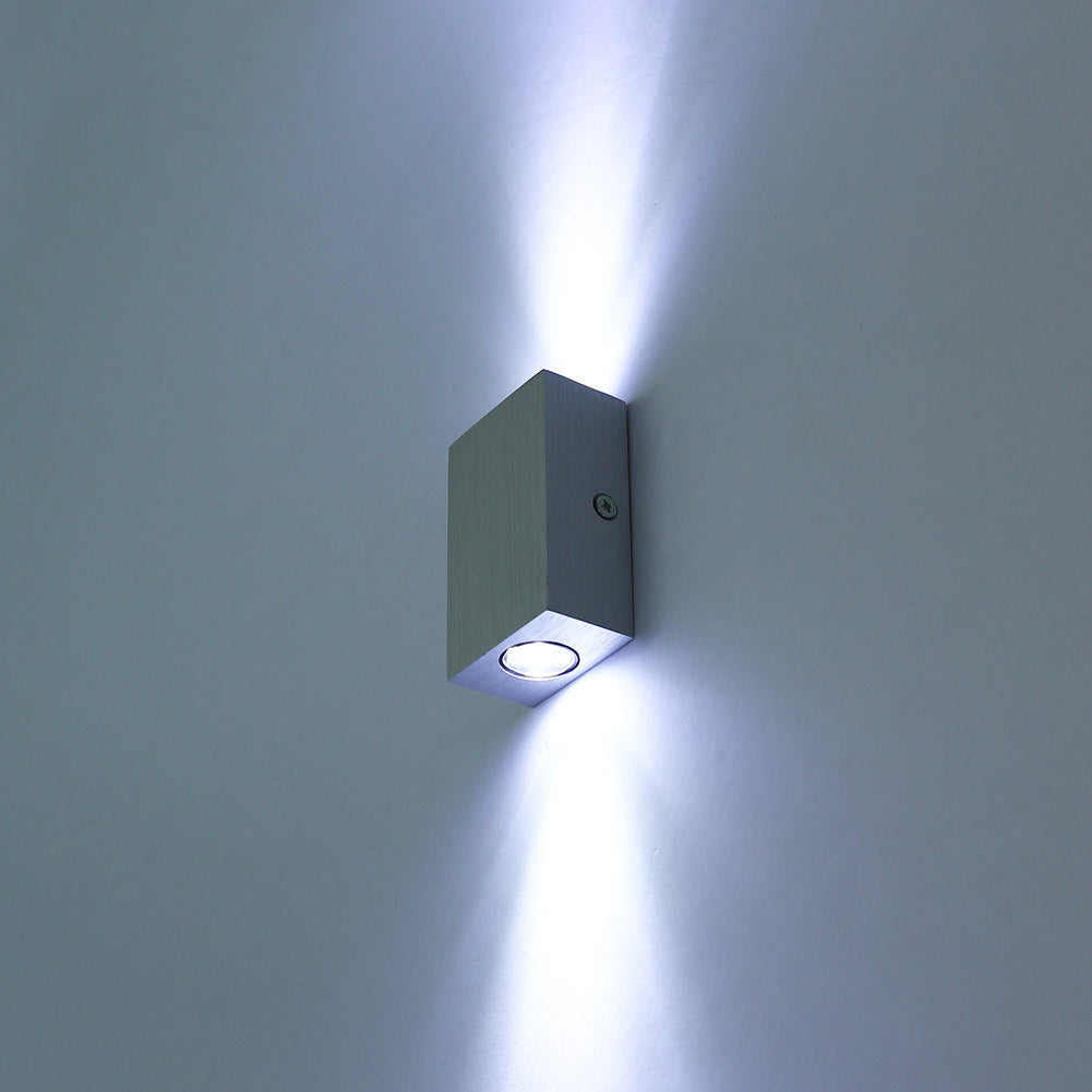 Moderne Einfachheit Wasserfest Aluminium Kubische LED Wandlampe Für Außenpatio | Karnz