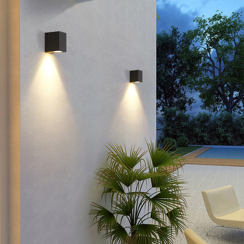 Modernes Outdoor-Wasserdichtes Quadrat-Spotlight Einstellbarer Winkel LED Garten Wand Sconce Lampe | Karnz