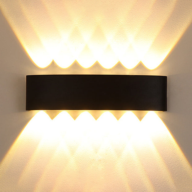 Moderne Outdoor Bogenauf- und Abwärtsstrahler LED Außen wasserdichte Wandleuchte | Karnz