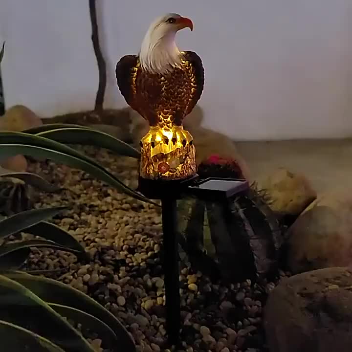 SolarGlow Eagle - Stylische Solarleuchte für Gartenbeleuchtung | Karnz
