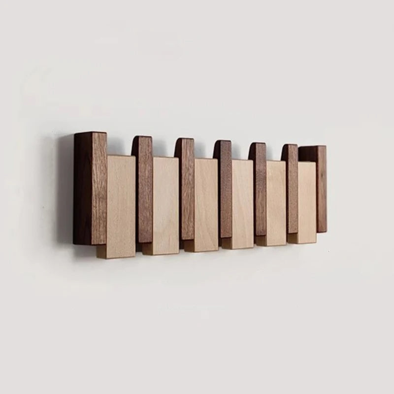 Holzgarderobe im Piano-Design mit klappbaren Haken | Karnz