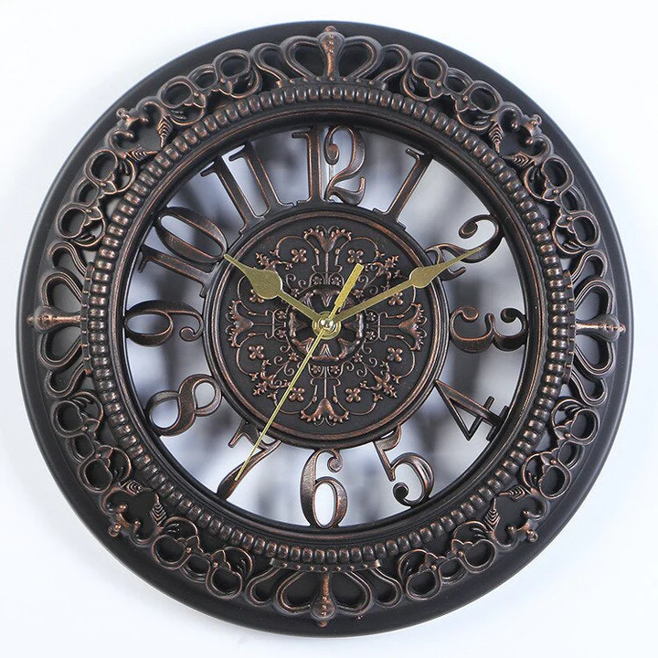 Antike Eleganz Wanduhr