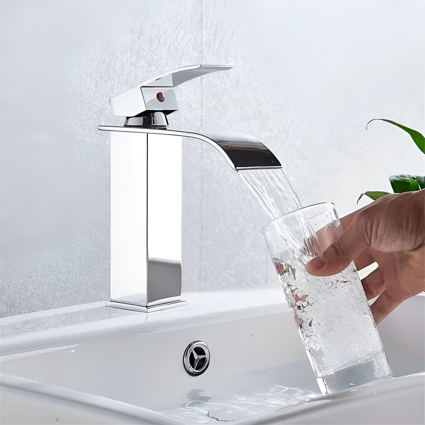 Edelstahl-Waschtischarmatur – Wasserfallauslauf mit Warm- und Kaltwasser | Einloch-Mischbatterie im Karnzack-Design für das Badezimmer