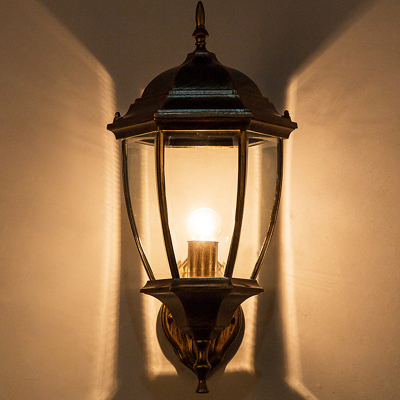 Zeitgenössische Retro Wasserdichte Sechseckige Käfig Aluminium Mattiertes Klarglas 1-Licht Wandlampe Für Außenpatio | Karnz
