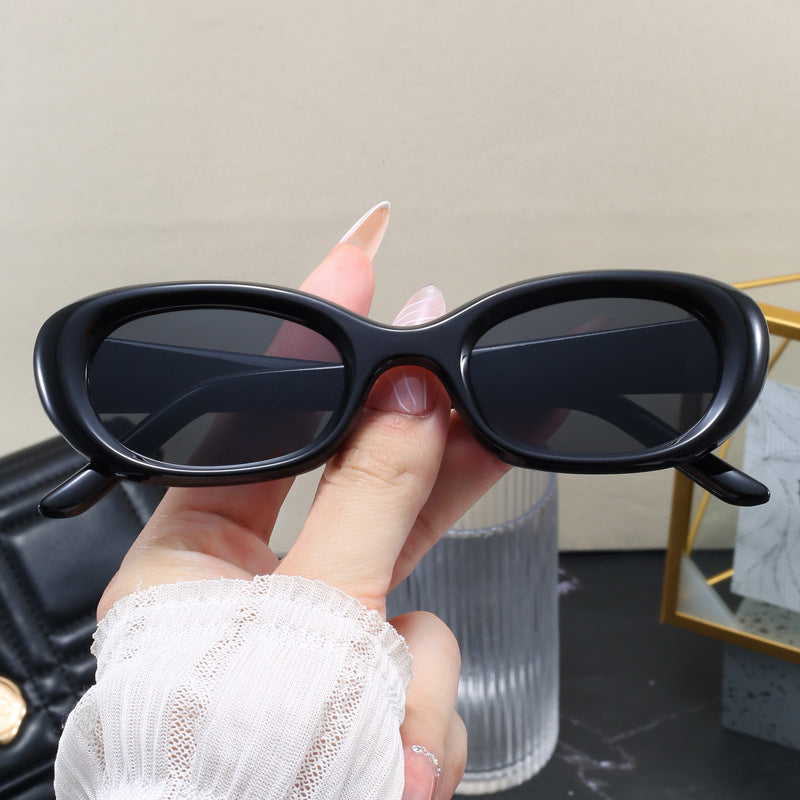 Damen modische Sonnenbrille mit ovalem Design und UV-Schutz Karnz