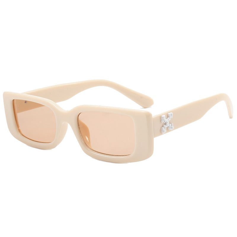 Damen Modische Sonnenbrille mit markantem Design Karnz