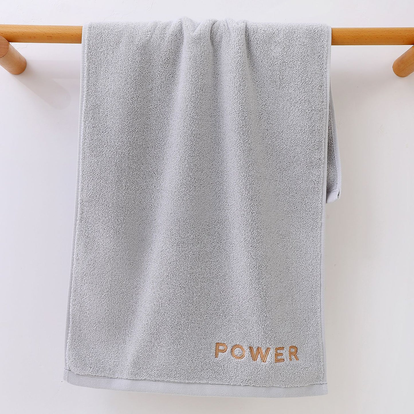 Damen Hochwertiges Sporthandtuch mit kraftvollem Design Karnz