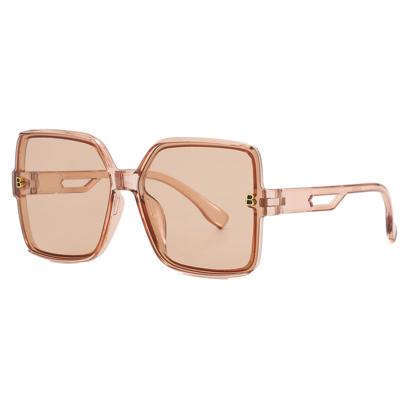 Damen modische oversized Sonnenbrille mit extravaganten Akzenten Karnz