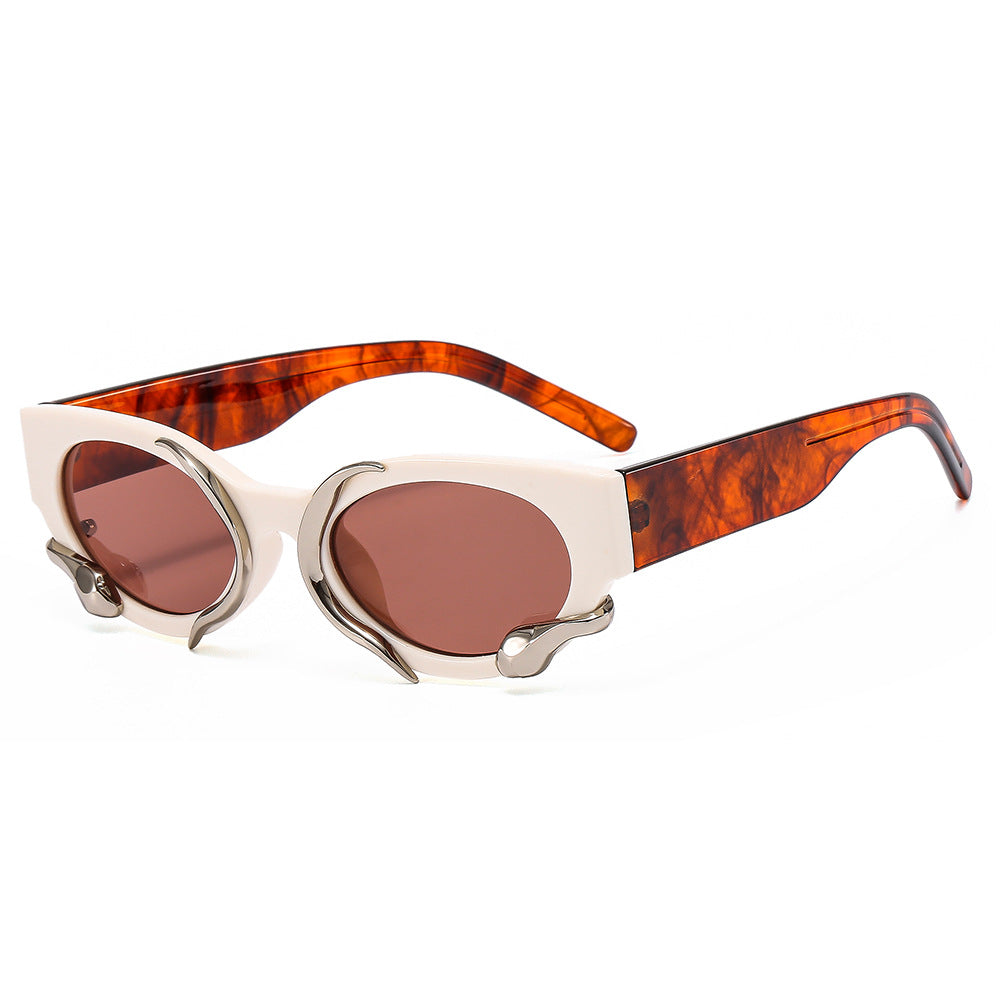 Damen Designer-Sonnenbrille mit einzigartigem, skulpturalem Rahmen Karnz
