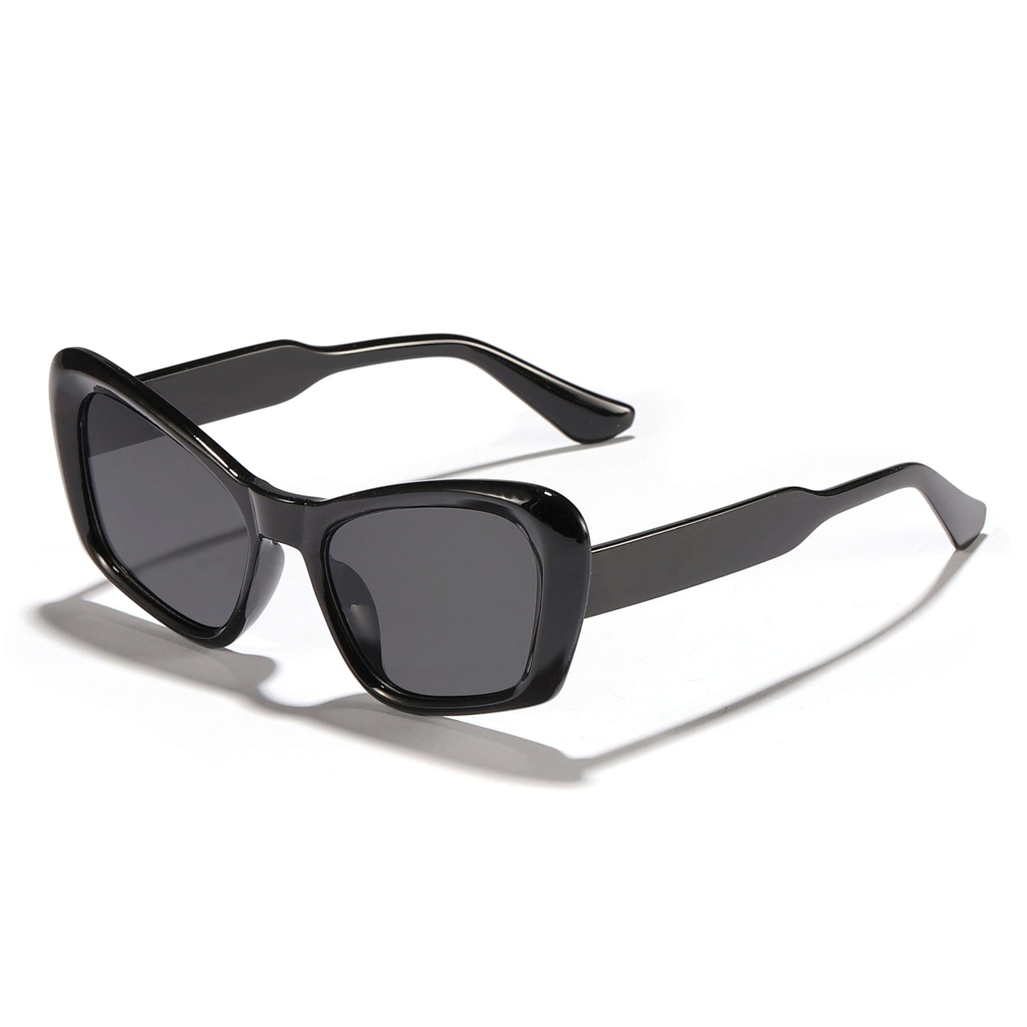 Damen Designer-Sonnenbrille im unverwechselbaren Retro-Stil Karnz