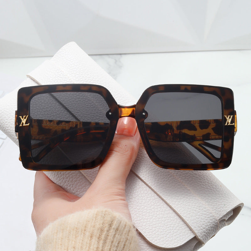 Damen modische quadratische Sonnenbrille mit elegantem Design Karnz