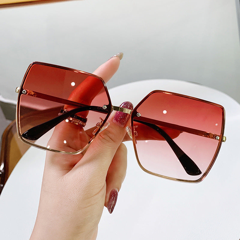 Damen modische quadratische Sonnenbrille mit polarisierenden Gläsern Karnz