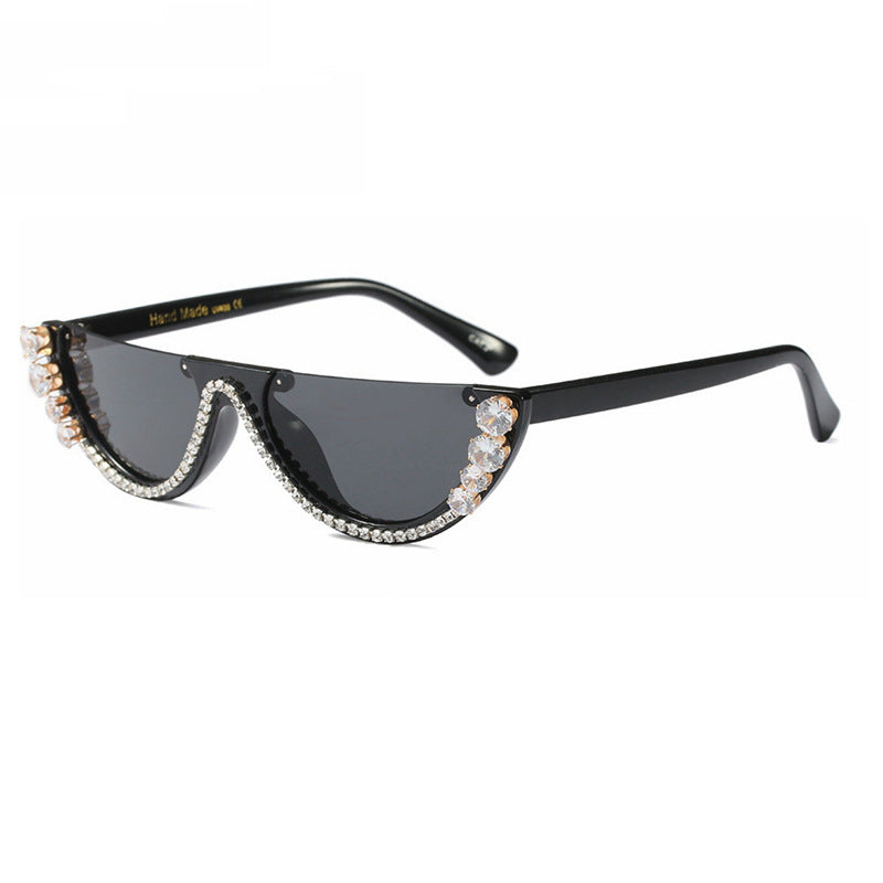 Damen Design-Sonnenbrille mit funkelnden Akzenten Karnz
