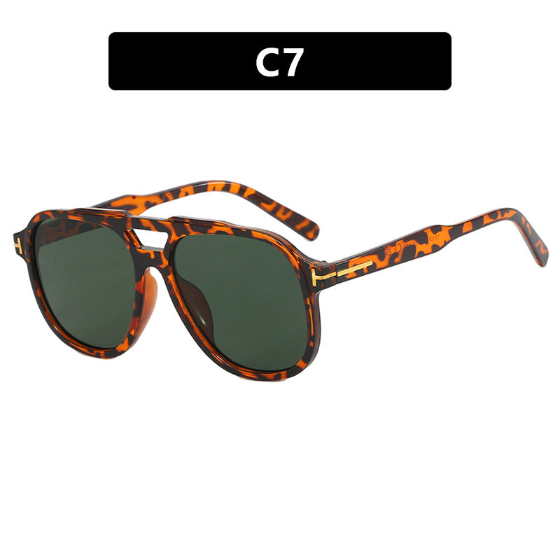 Damen modische Sonnenbrille mit polygonalem Rahmen und schützenden Gläsern Karnz