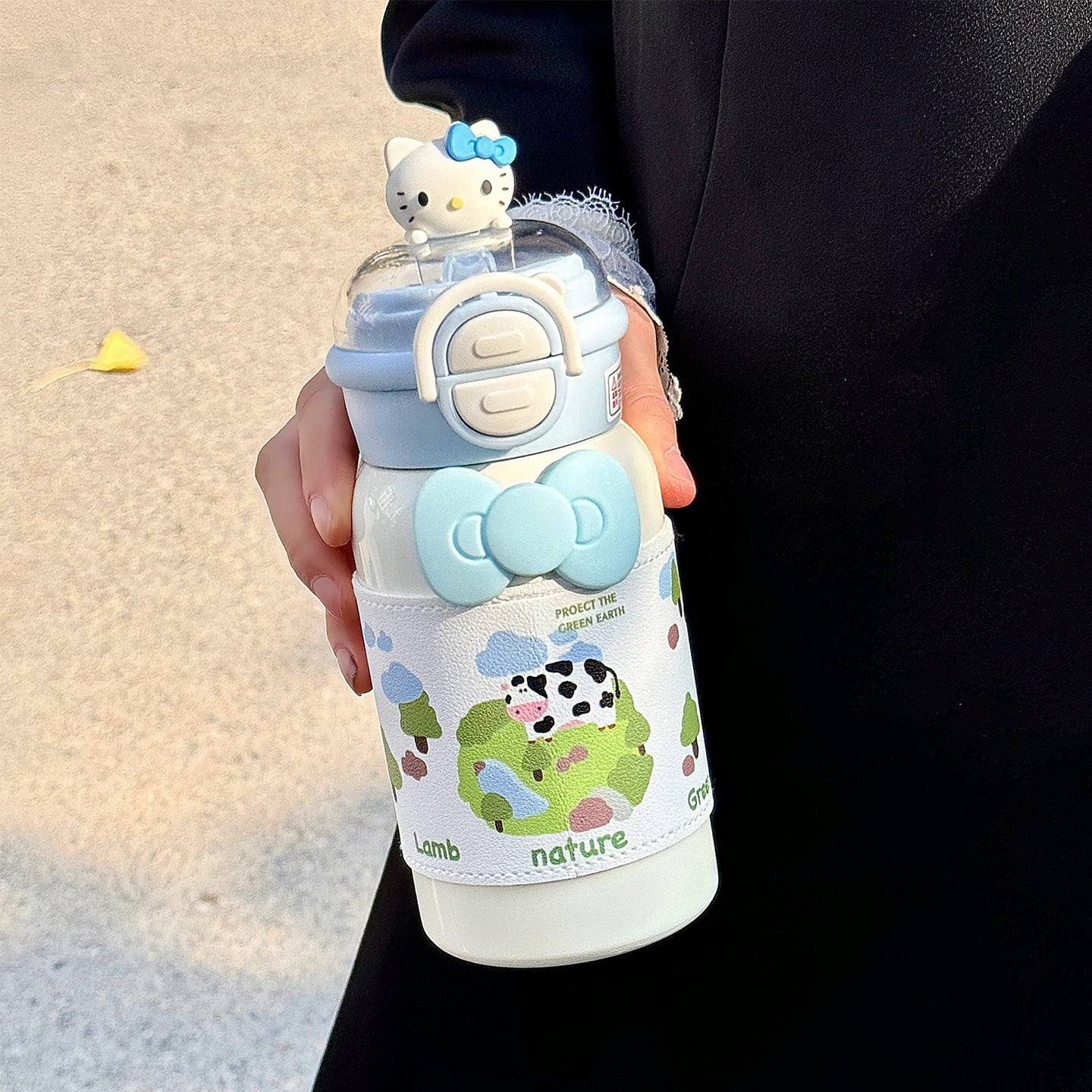 Damen kreative Trinkflasche mit interaktivem Deckel und süßem Motiv Karnz