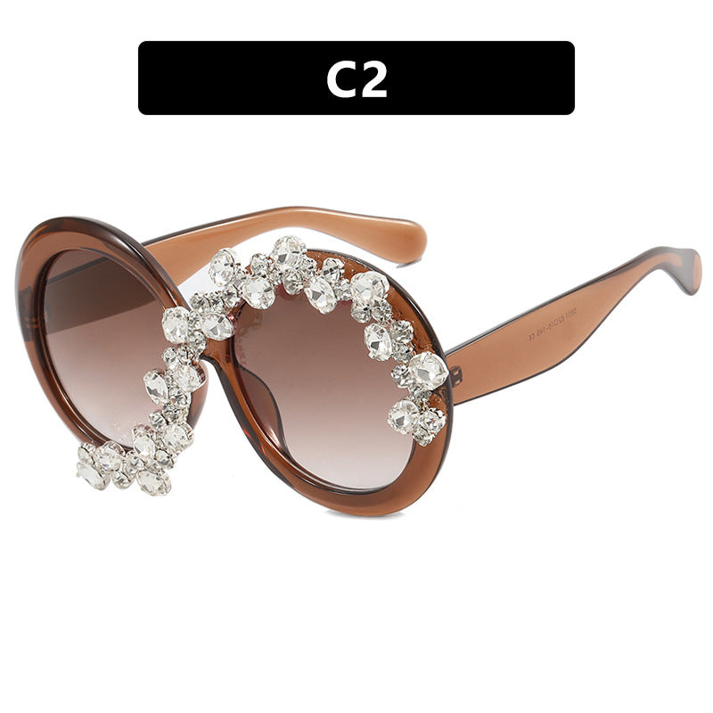Damen Glamouröse Sonnenbrille mit Strassapplikationen Karnz