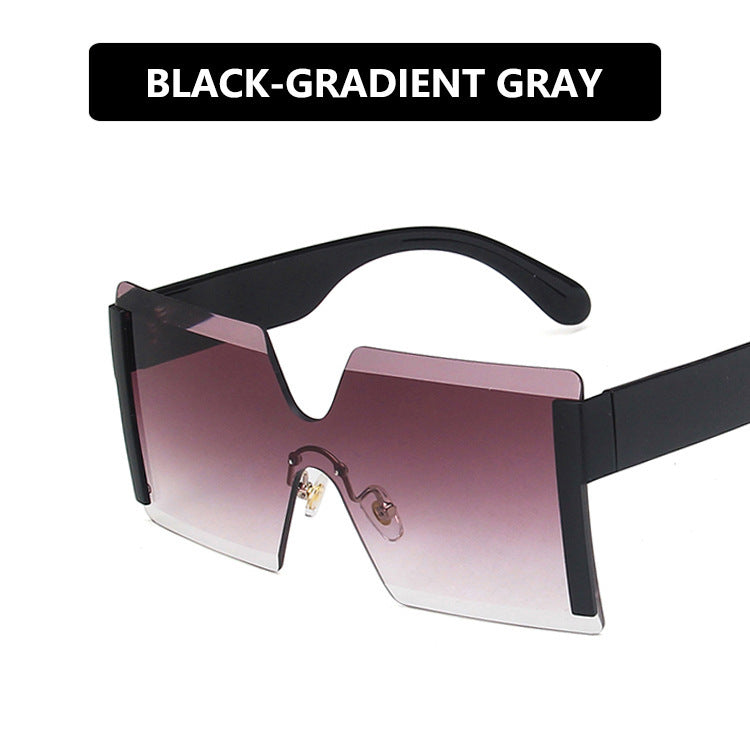 Damen futuristische oversized Sonnenbrille mit markantem Design Karnz