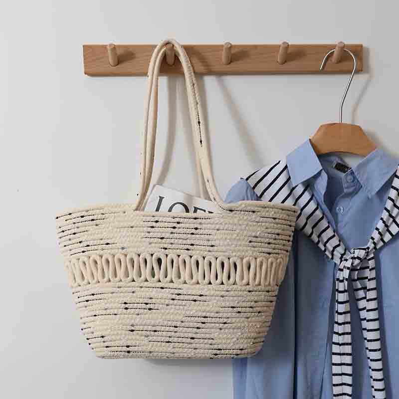 Damen Henkeltasche mit farbenfrohen Akzenten Karnz