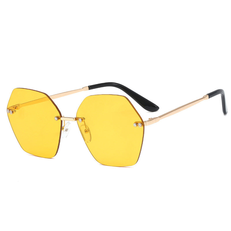 Damen hexagonale Sonnenbrille mit elegantem Metallrahmen Karnz