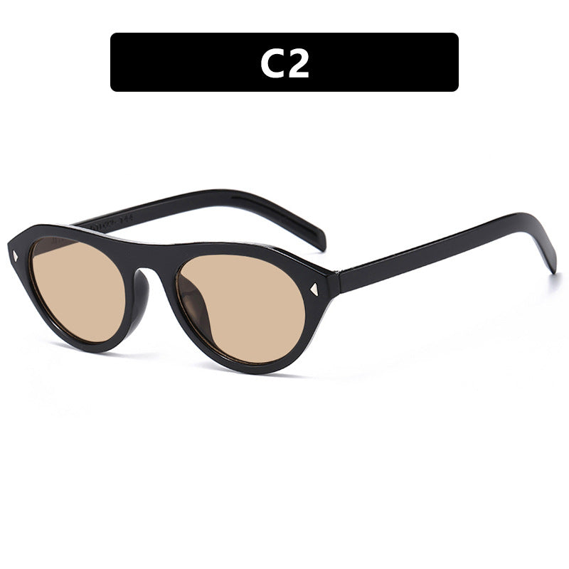 Damen modische Sonnenbrille mit geschwungenem Rahmen und schützendem UV-Filter Karnz