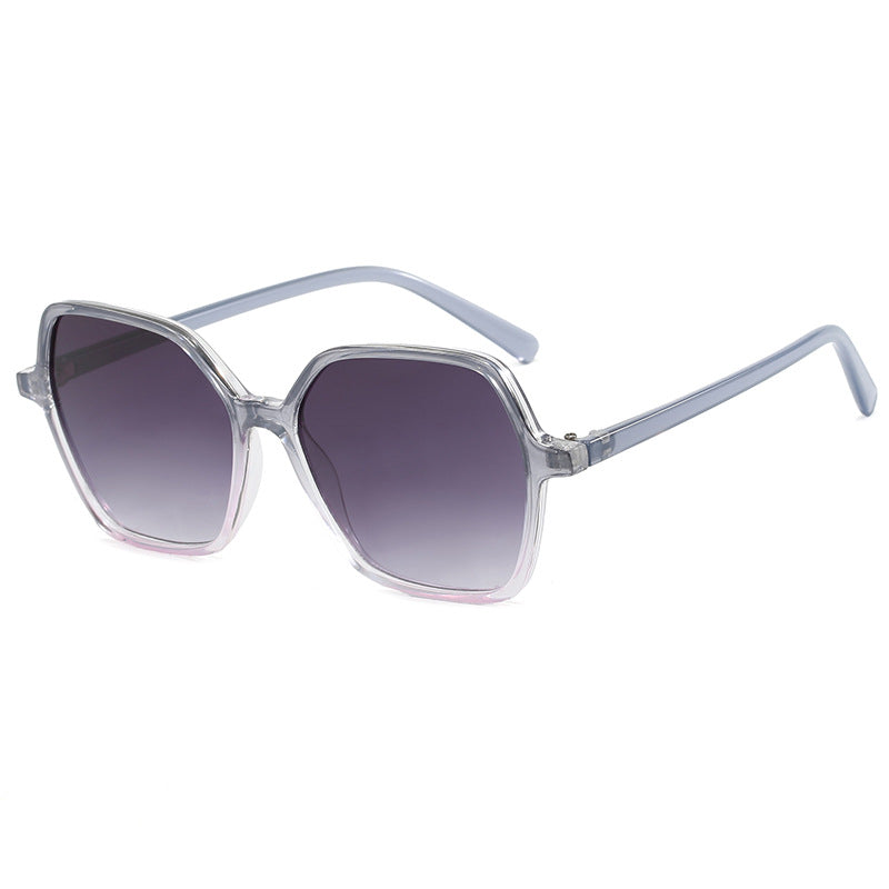 Damen oversized Sonnenbrille im faszinierenden Design Karnz