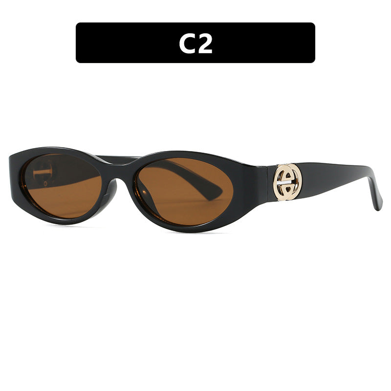 Damen modische Katzenaugen-Sonnenbrille mit schützendem UV-Filter und luxuriösen Akzenten Karnz