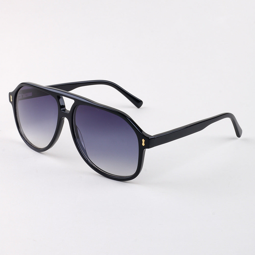 Damen moderne Sonnenbrille mit innovativem Rahmen Karnz