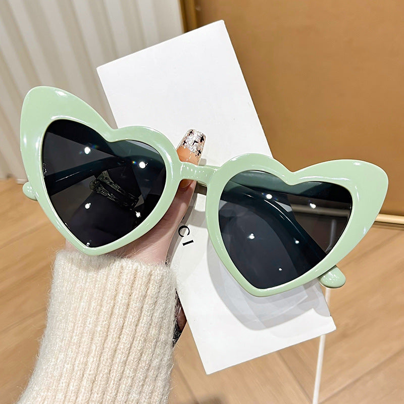 Damen Herzförmige Modesonnenbrille Karnz
