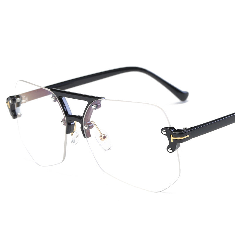 Damen Modische Sonnenbrille im futuristischen Design Karnz