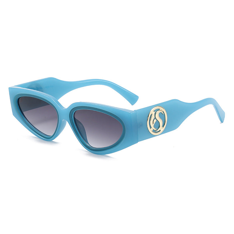 Damen Cat-Eye Sonnenbrille mit luxuriösem Rahmen und glamourösen Details Karnz