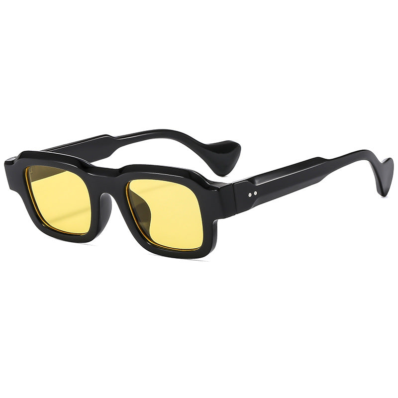 Damen Retro-inspirierte Sonnenbrille im markanten Design Karnz