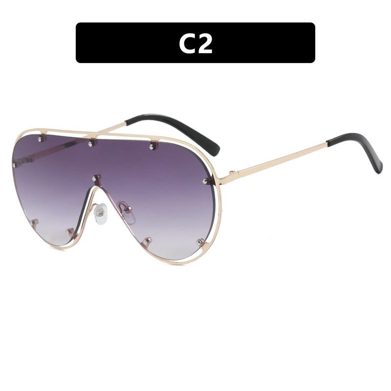 Damen modische oversized Sonnenbrille im stilvollen Retro-Design Karnz