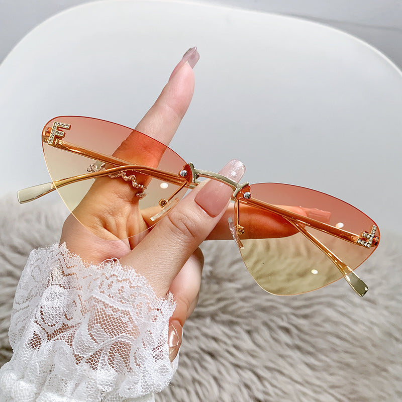 Damen Cat-Eye Sonnenbrille mit luxuriösem Dekor und UV-Schutz Karnz