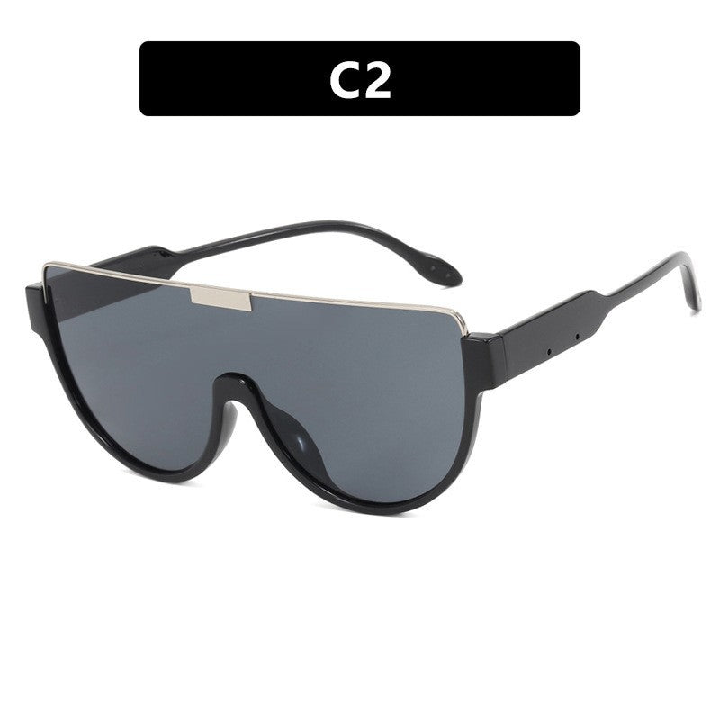 Damen Sportliche Schutzbrille mit futuristischem Design Karnz