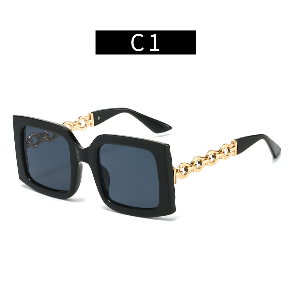 Damen elegante Sonnenbrille mit luxuriösen Kettendetails Karnz