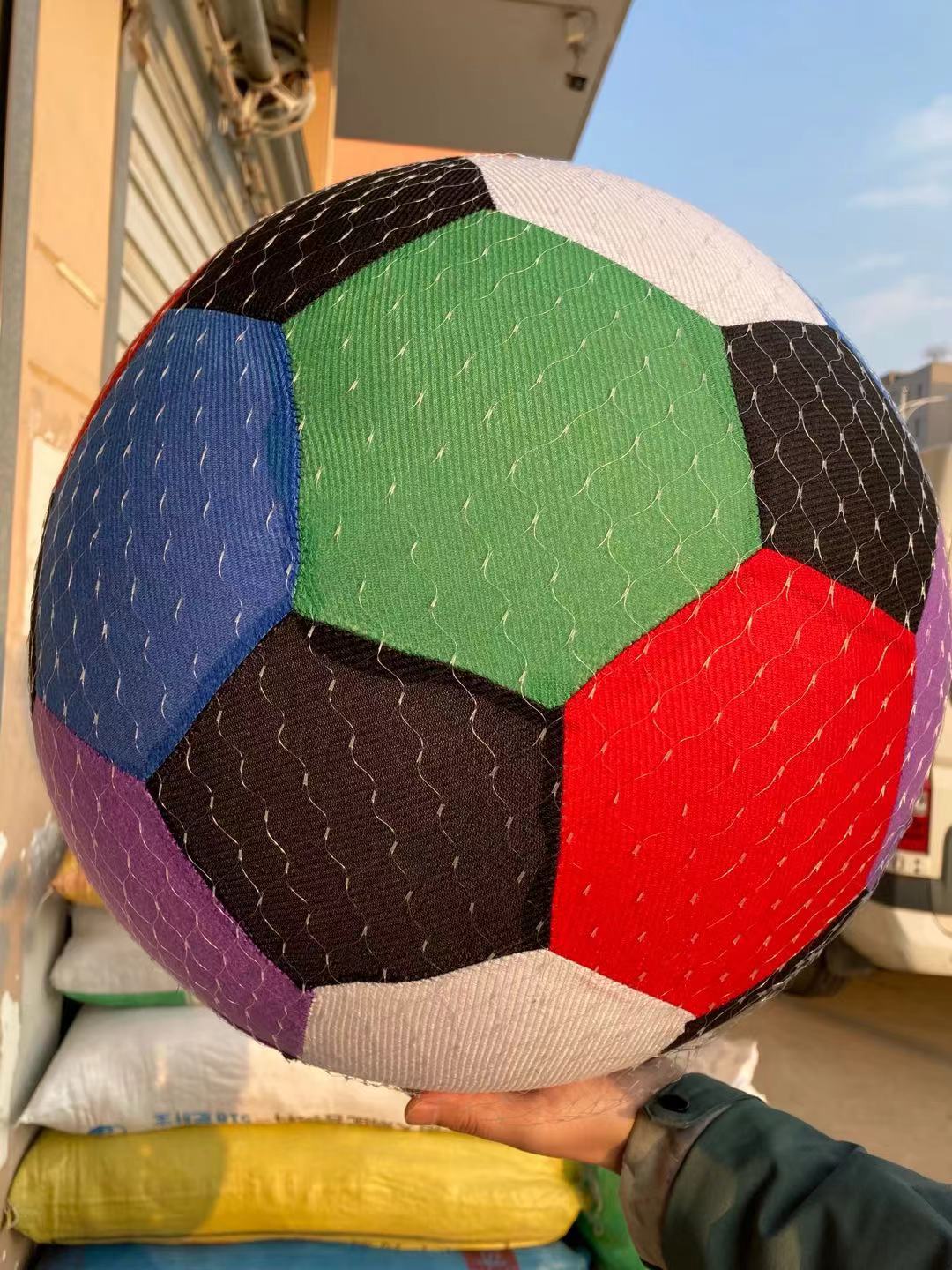 Herren Spielball Karnz