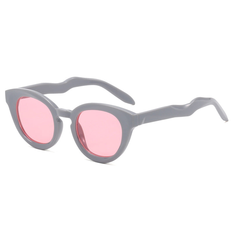 Damen modische Sonnenbrille mit feline Features Karnz