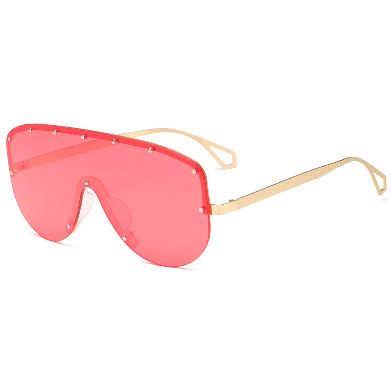 Damen Oversized Sonnenbrille mit modernem Rahmen Karnz