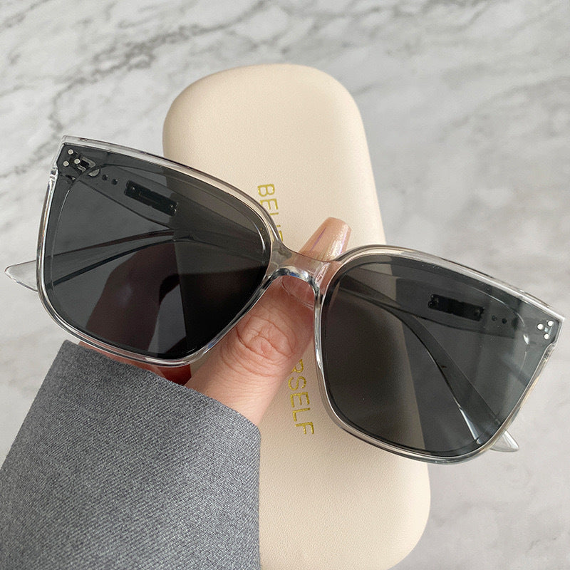 Damen modische oversized Sonnenbrille im Retro-Stil Karnz
