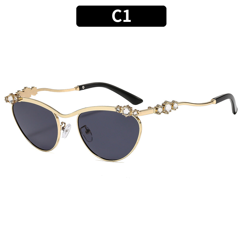 Damen Designer-Sonnenbrille mit funkelnden Details Karnz