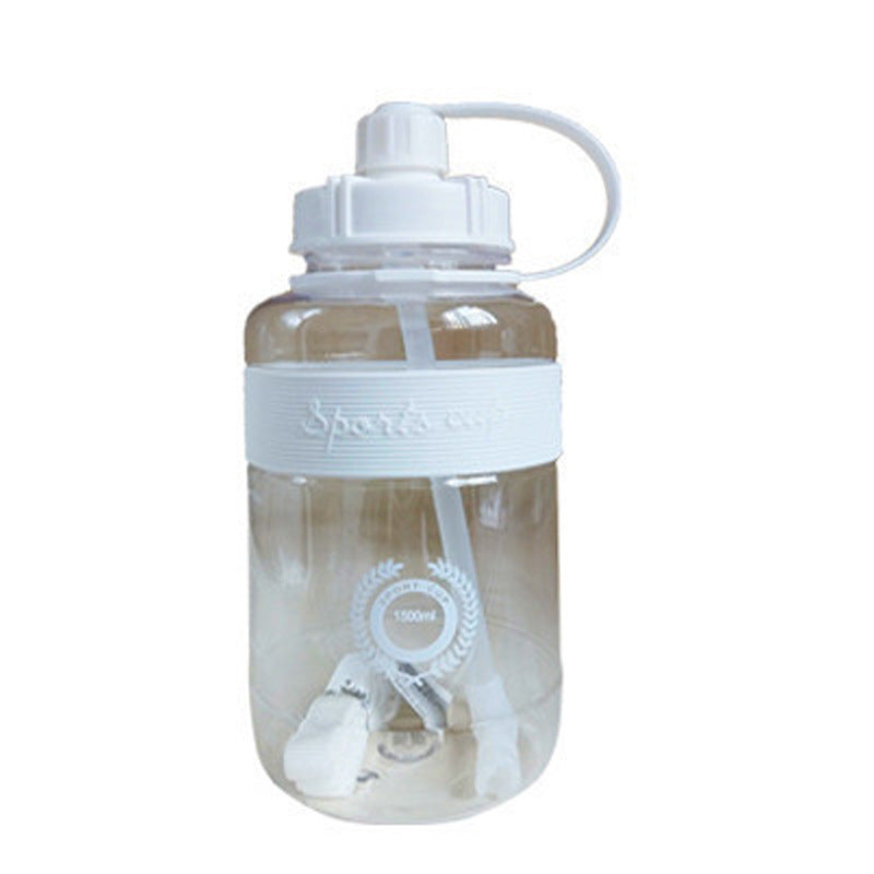 Unisex Hochvolumige Sport-Trinkflasche mit praktischer Deckelöffnung Karnz