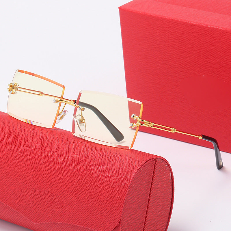 Damen stilvolle quadratische Sonnenbrille mit luxuriösen Metallakzenten Karnz