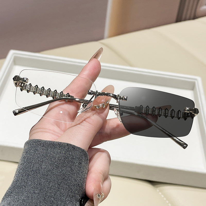 Damen elegante und modische Brille Karnz