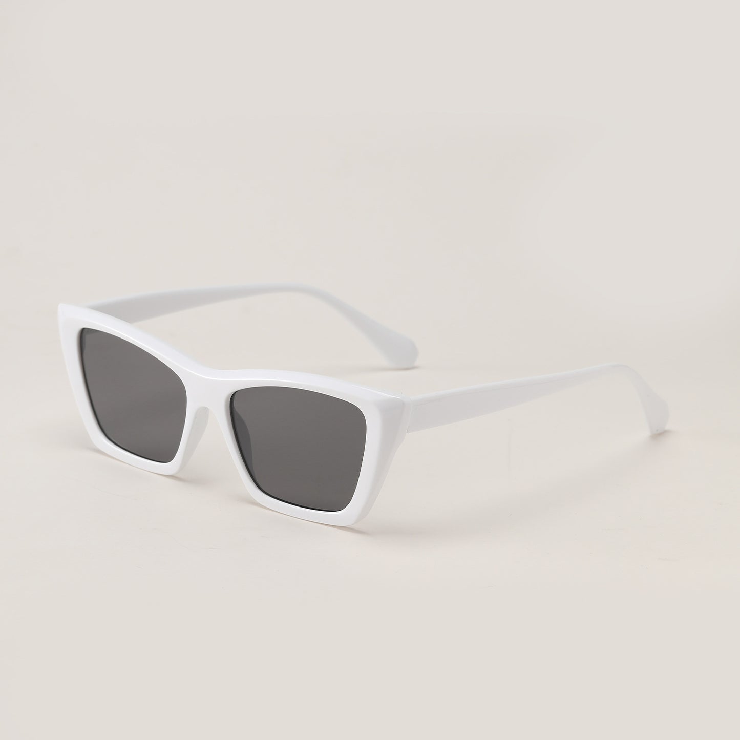 Damen geometrische Sonnenbrille mit stylischem Kunststoffrahmen Karnz