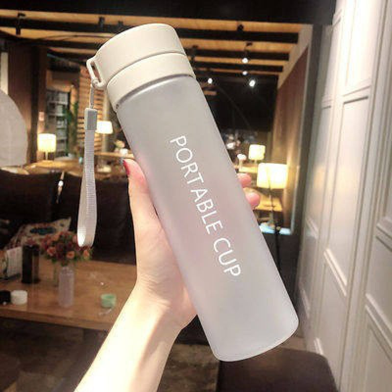 Damen stilvolle Glas-Trinkflasche Karnz