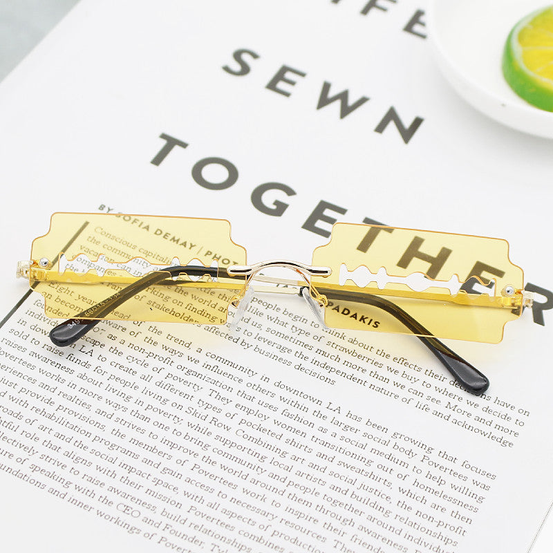 Damen Modische Retro-Sonnenbrille im einzigartigen Design Karnz