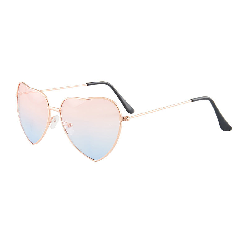 Damen Herzförmige Sonnenbrille mit UV-Schutz und elegantem Rahmen Karnz