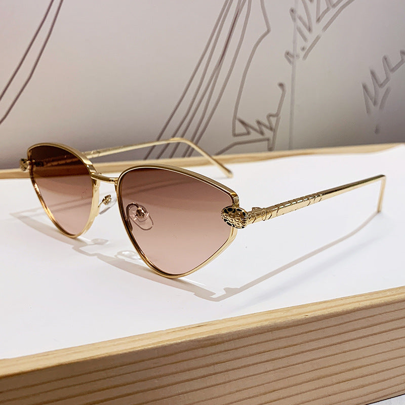 Damen Designer-Sonnenbrille mit schickem Cat-Eye-Design und luxuriösem Rahmen Karnz