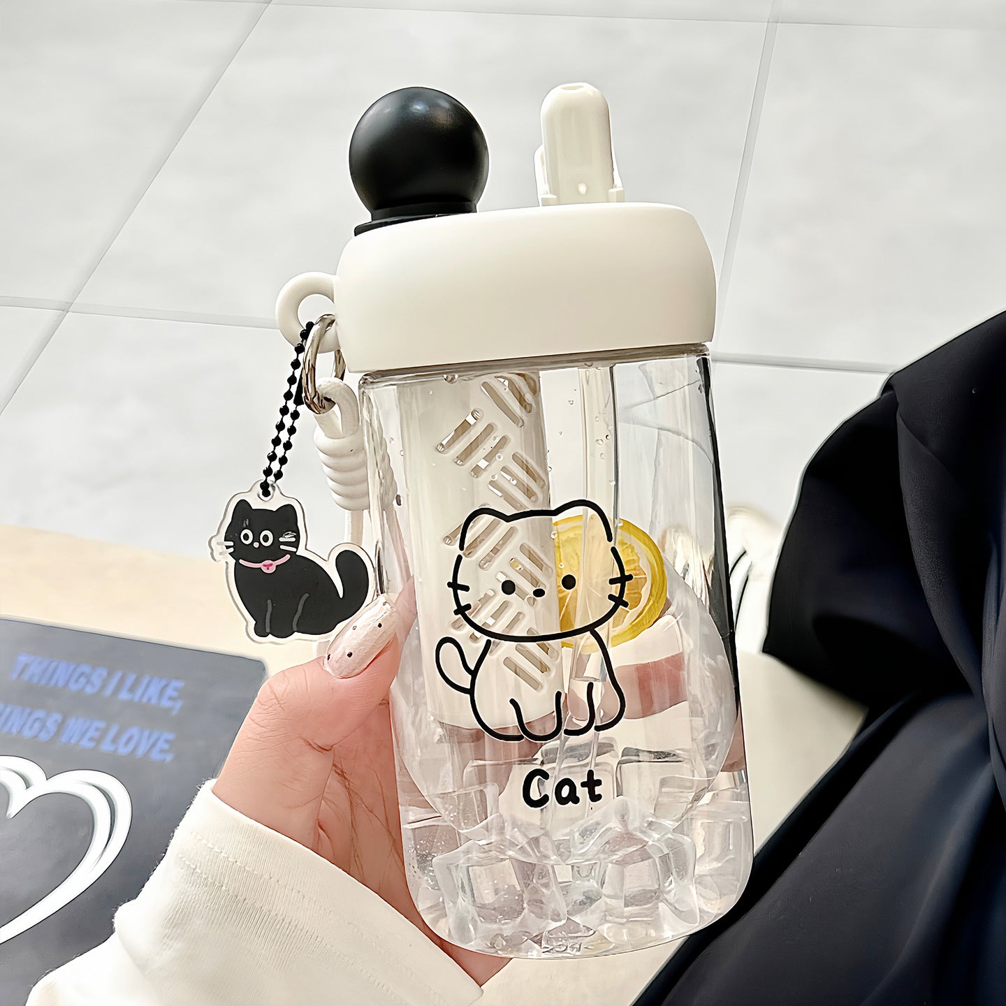 Damen Trinkflasche mit verspieltem Design Karnz