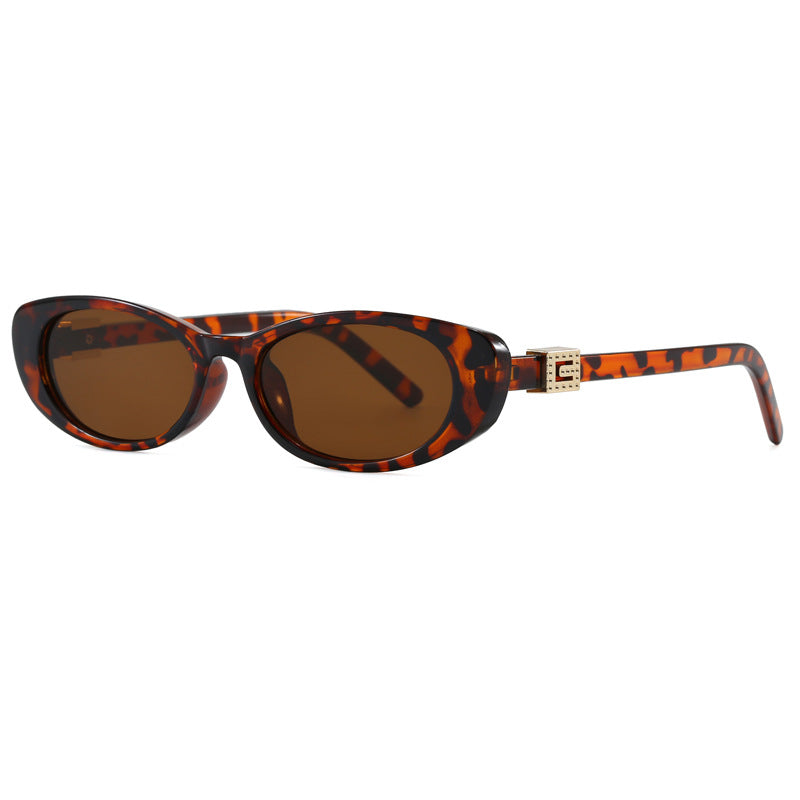 Damen Cat-Eye Sonnenbrille mit stilvollem Rahmen und luxuriösen Akzenten Karnz